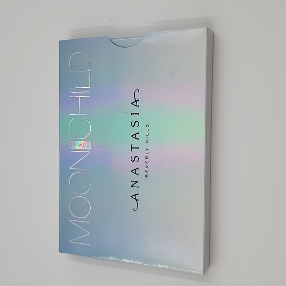 ❤️ SALE! READ FOR DETAILS‼️(NEW) ANASTASIA BEVERLY HILLS MOONCHILD GLOW KIT - Picture 2 of 5